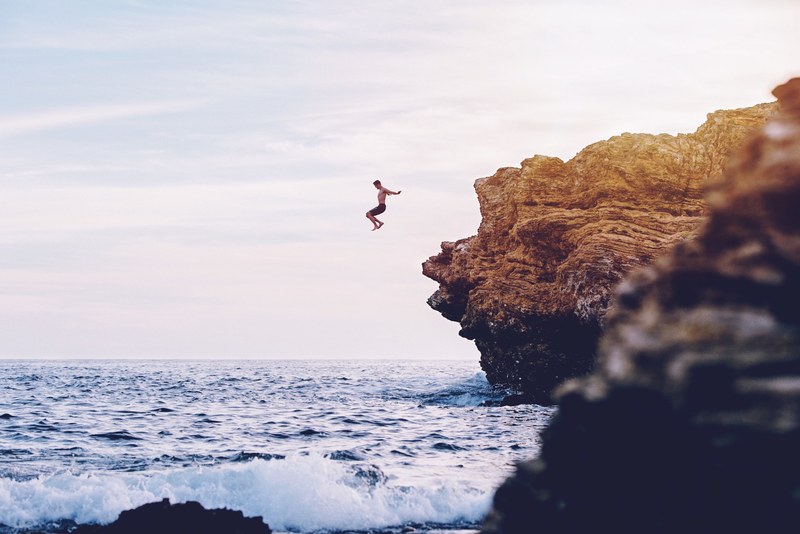 jump cliff cliff jumping and 4k