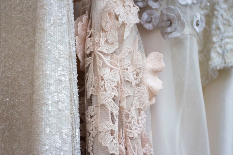 market dress wedding dress and fabric 4k