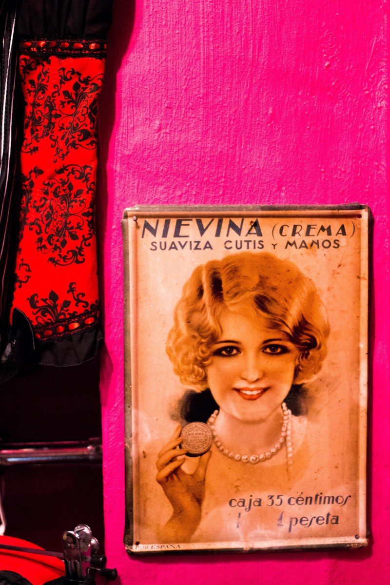 barcelona 1920 retro poster and shopping hd, 4k