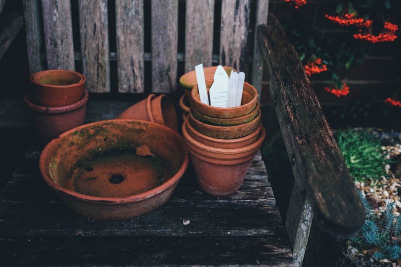 bench garden tool garden and pot 4k
