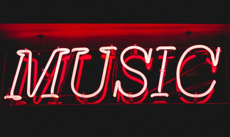 music light word and letter 4k