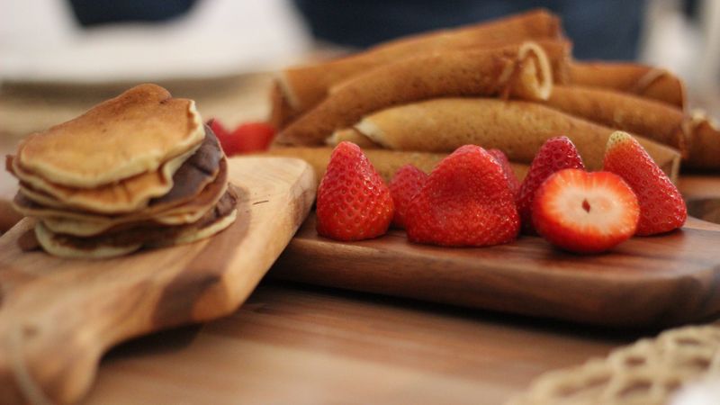 pancakes, muffins, strawberries, 4k