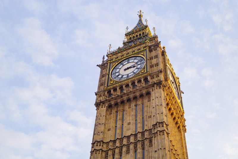 big ben clock tower in london with a blue sky and white clouds, big ben 4k