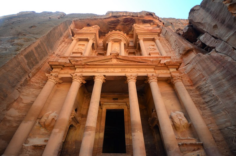 architecture column stone and structure 4k