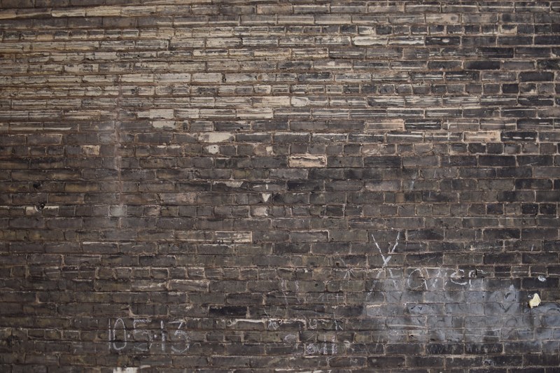 brick wall graffiti chalk and wall 4k
