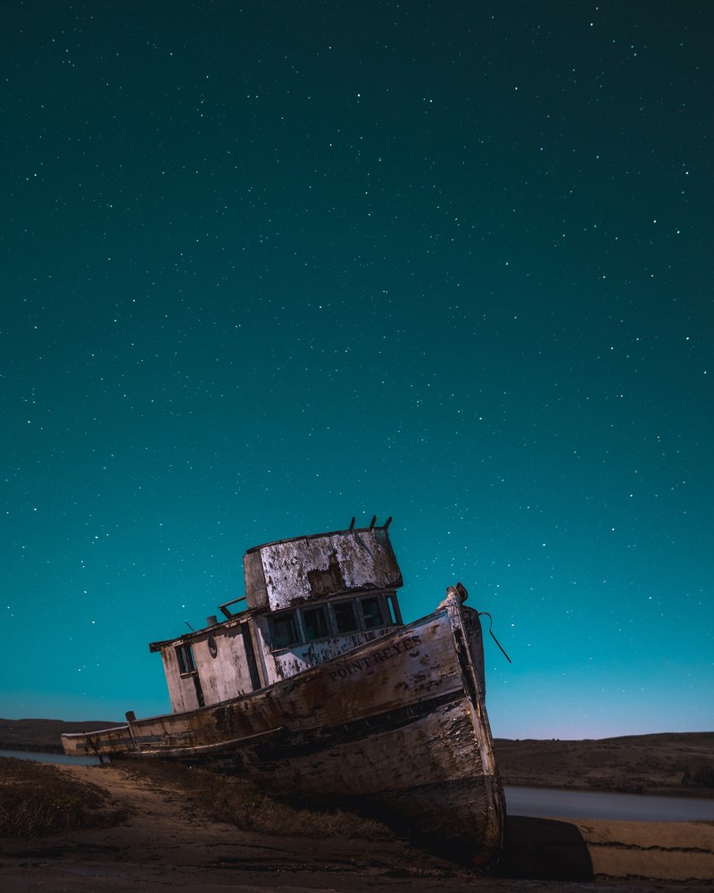 an older boat, _ghost ship 4k