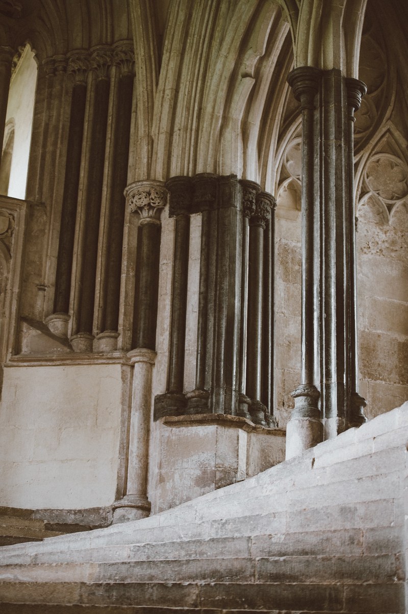 wells cathedral 4k