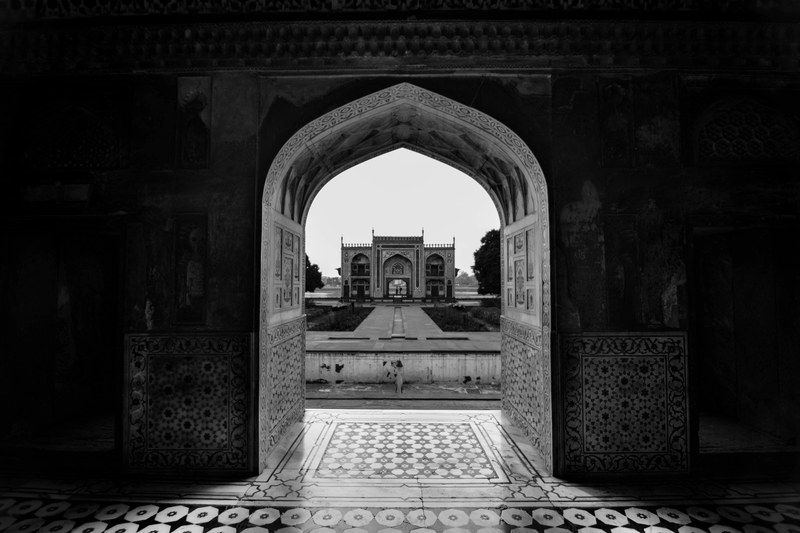arch door doorway and tiles 4k