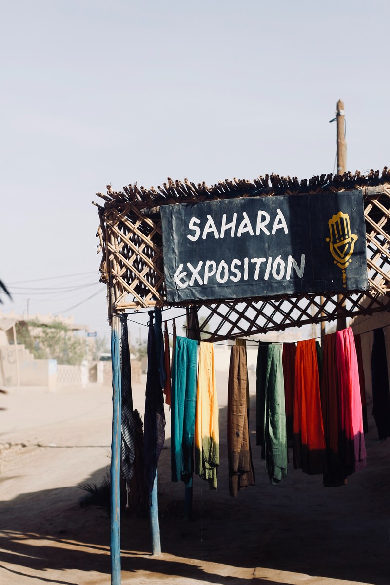 market stall sign and scarf hd, 4k