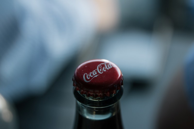 the bottle cap of a bottle of coca cola in raleigh, raleigh coca cola 4k