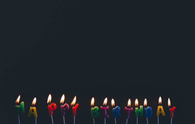 happy birthday candles that are lit and melting, birthday candles 4k