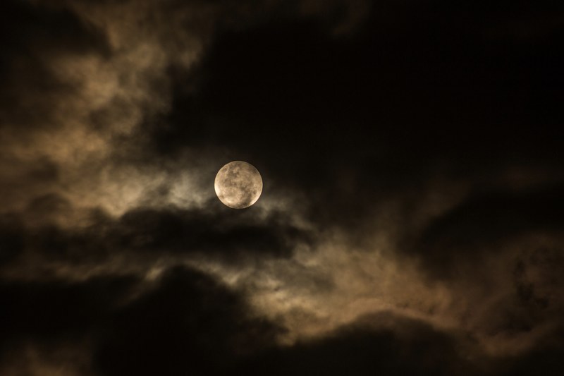 cloud cloudy night and moon 4k