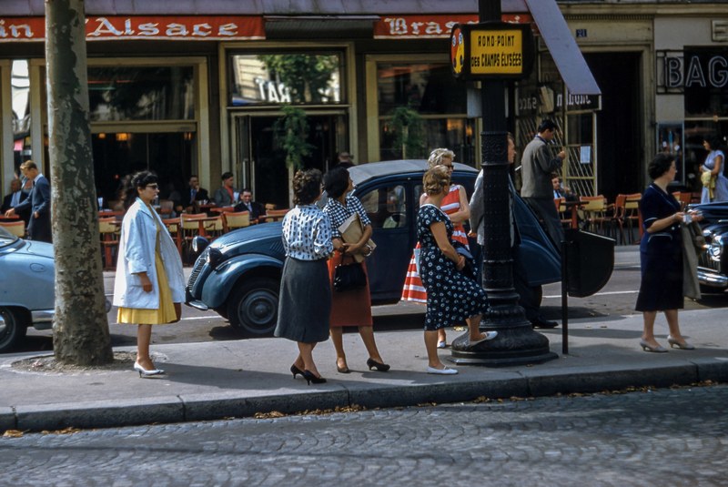 vintage photo of pedestrians on the sidewalk, _people pedestrian kerb and sidewalk 4k