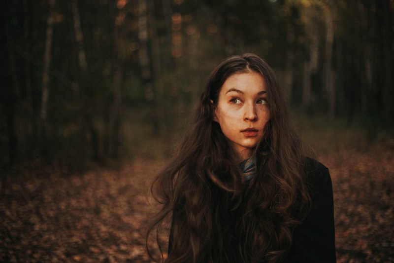 self portrait in the woods 4k