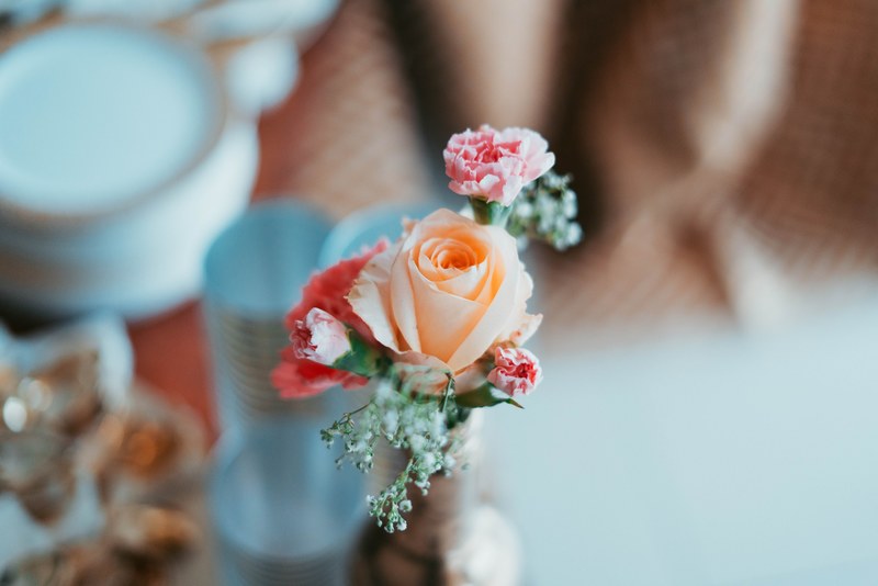 flower vase buds and bouquet 4k