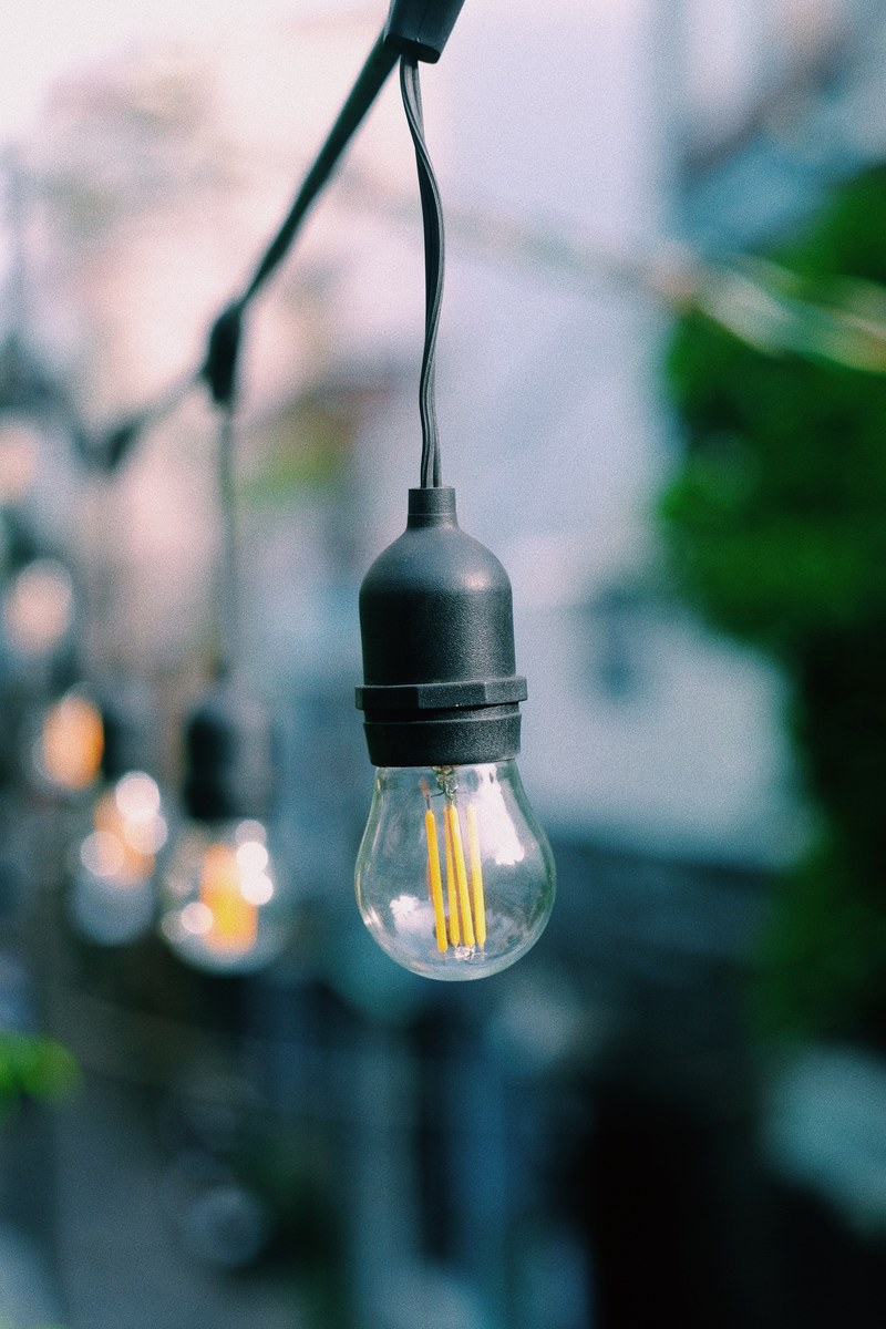 light bulb lightbulb and filament hd, 4k