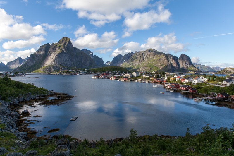 the lakeside town of lofoten surrounded by mountains, lofoten village 4k