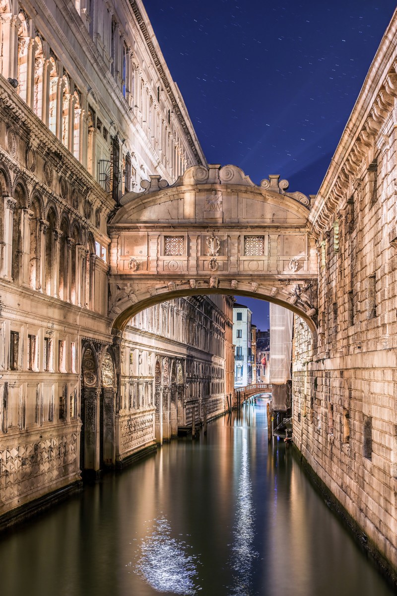 metropolitan city of venice italy 4k