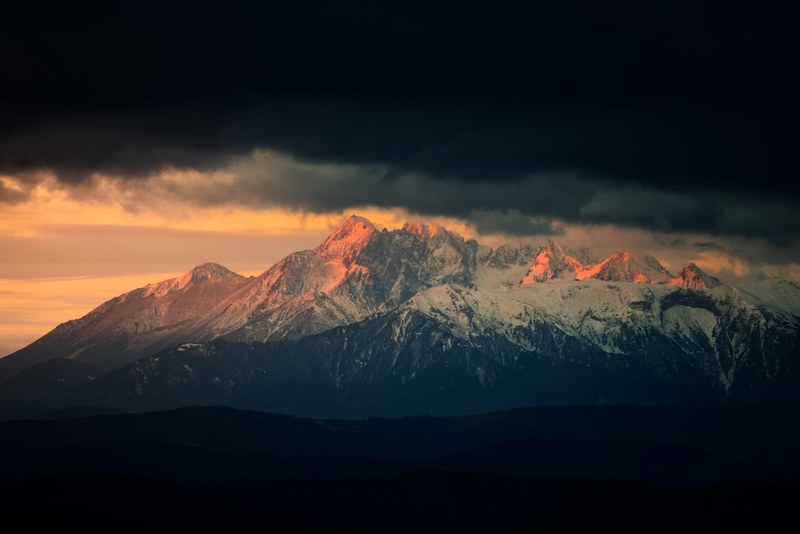 sunrise over high tatras 4k