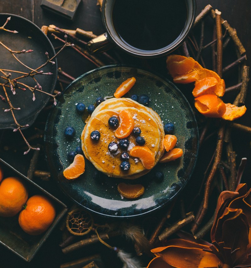 plate pancake orange and dark hd, 4k