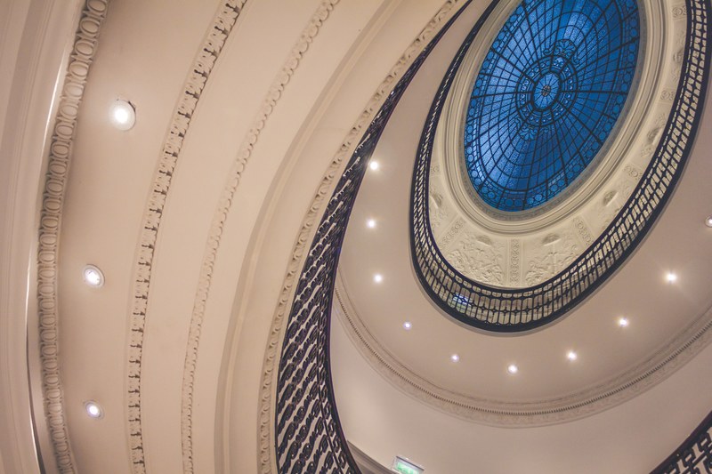 glass ceiling ceiling circle and balcony 4k