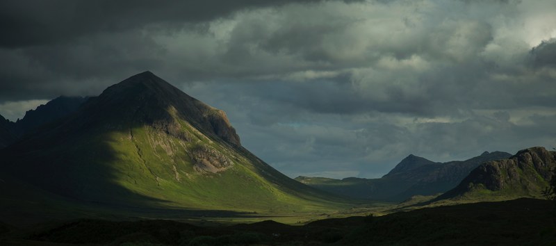 mountain cloud hill and rock 4k