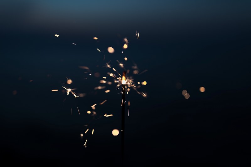 firework flash spark and dark 4k