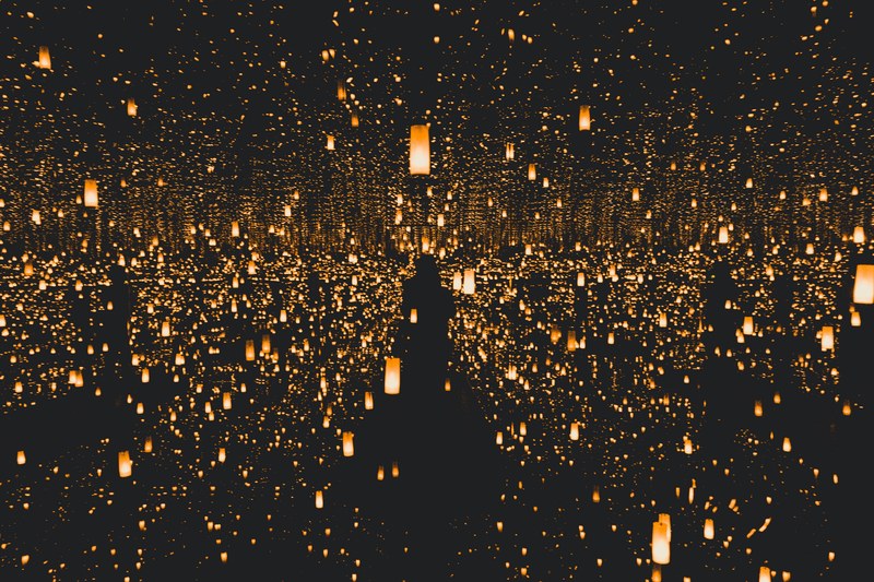 a million lanterns 4k