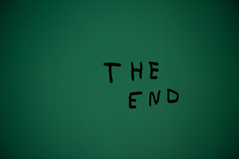 the end wall art and green 4k