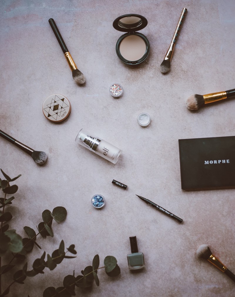 make up flatlay 4k