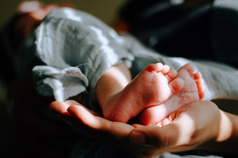 baby feet newborn and hand 4k