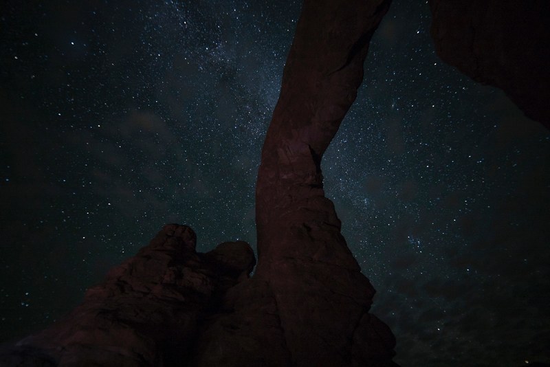 arches national at night 4k