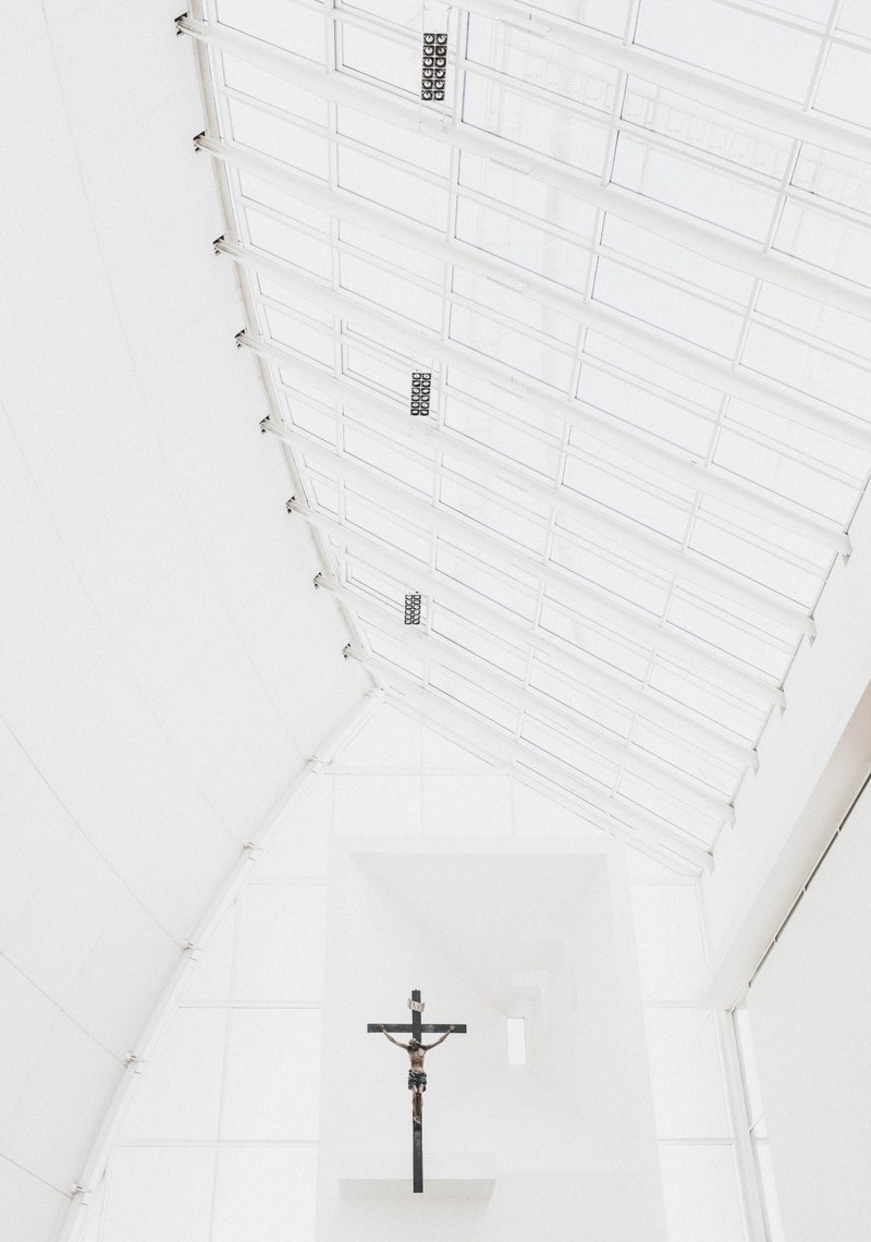 cross crucifix white walls and white hd, 4k