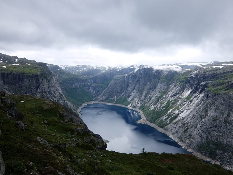 valley lake landscape and cascade 4k