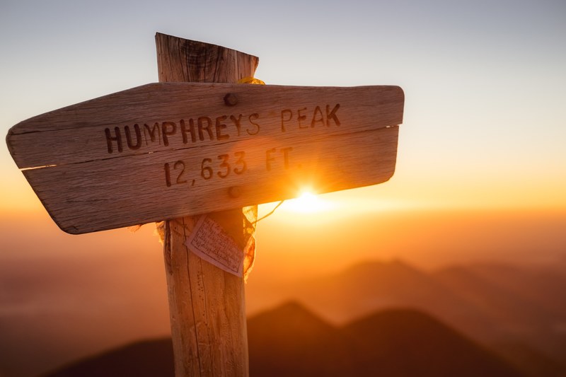 a wooden signpost reading humphreys peak 12633 ft during sunrise, humphreys peak signpost 4k