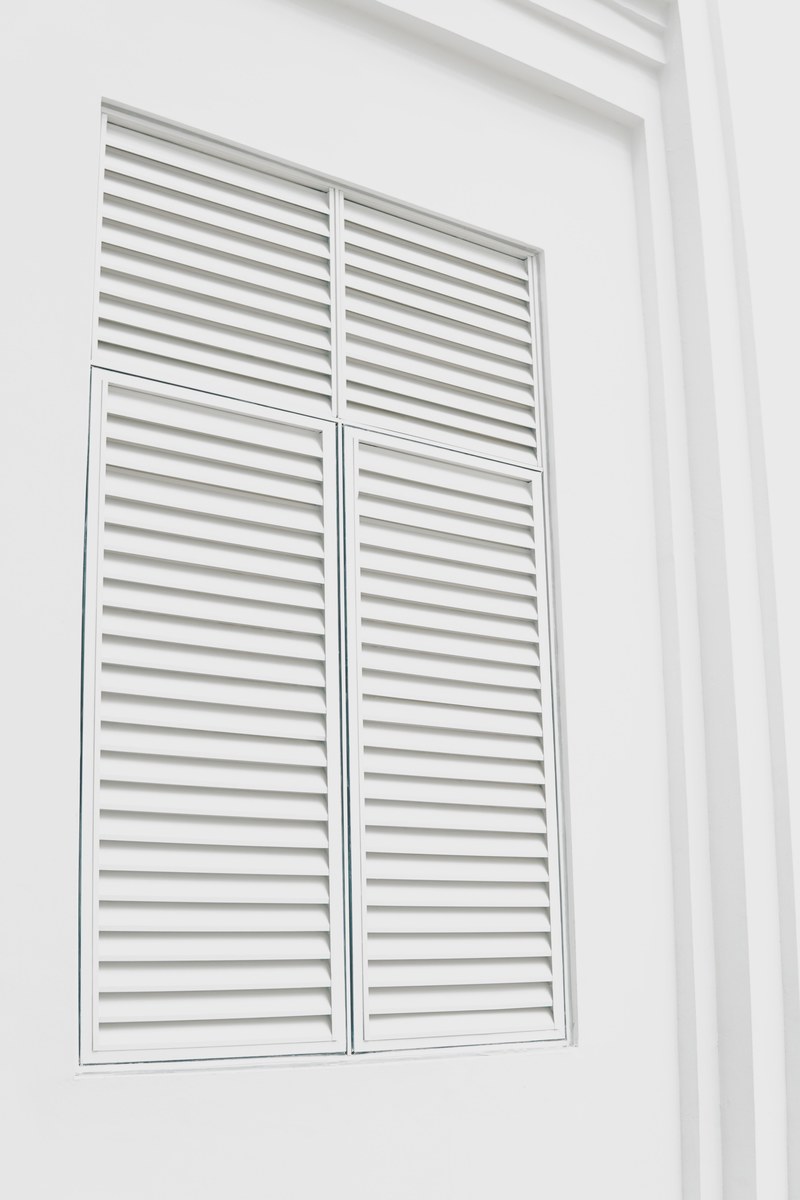 shutter white minimal and window hd, 4k