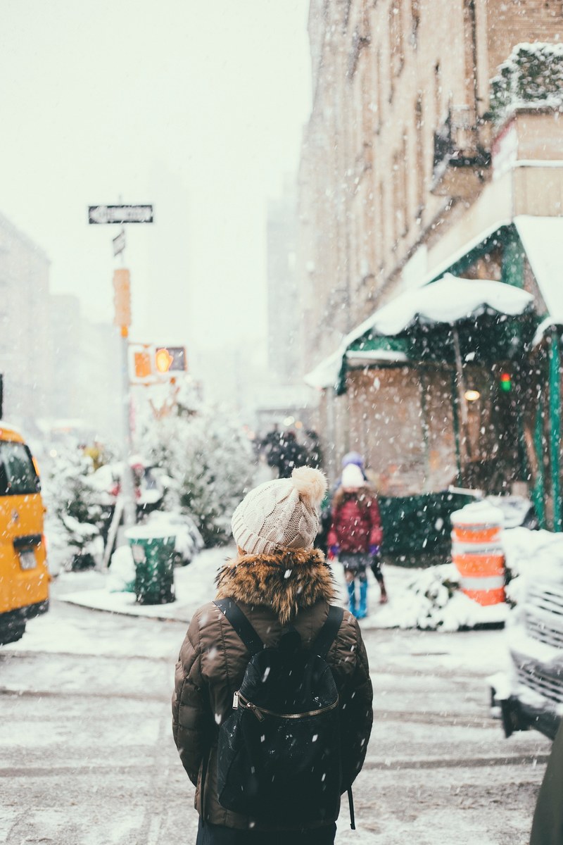 snow in upper west side nyc 4k