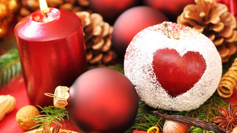 holiday, heart, new year, christmas, candle, apple powder, needles, balls, cones, 4k