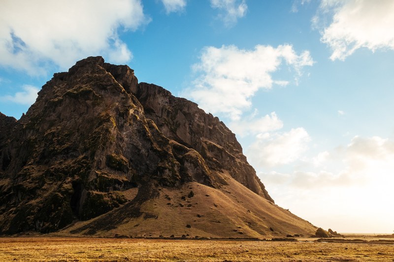 mountain rock cliff and cloud 4k