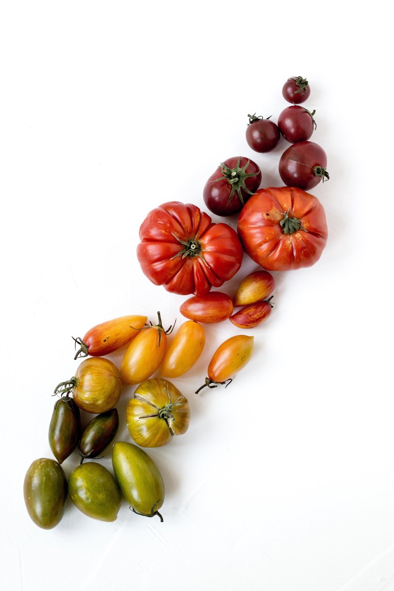 an assortment of fruits and vegetables, _eat the rainbow 4k