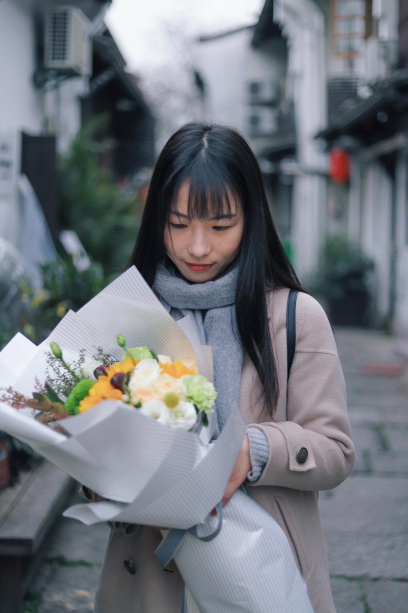 woman female portrait and flowers hd, 4k