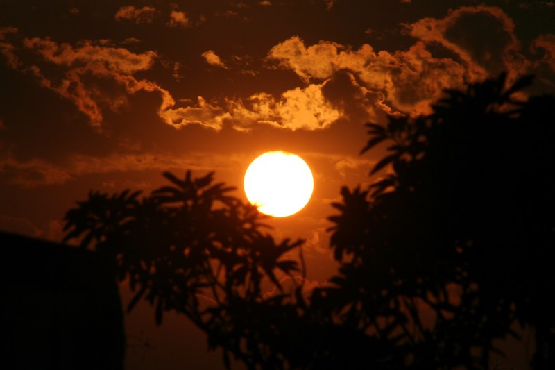 big round ball of fire_ 4k