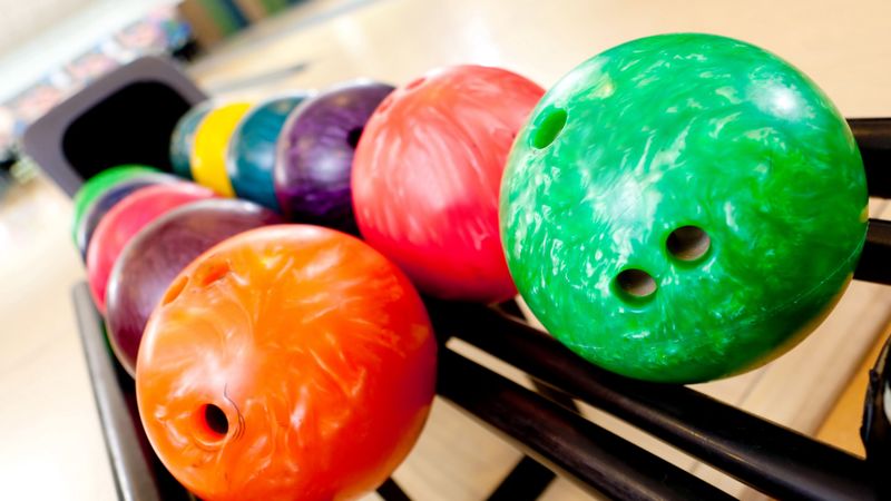 bowling, balls, rack, 4k