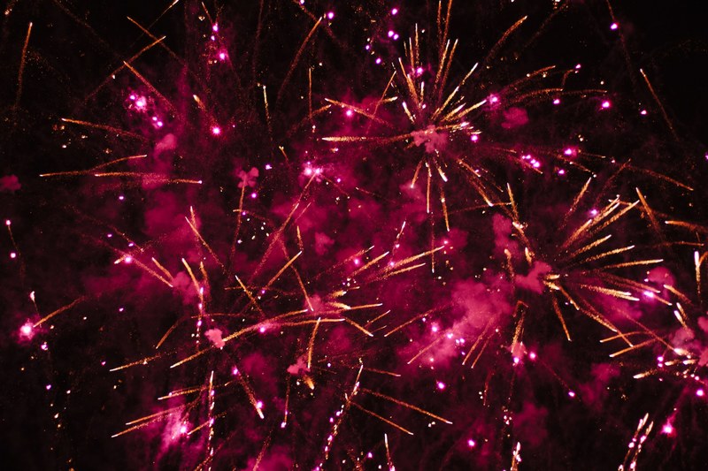 november red explosion and light 4k