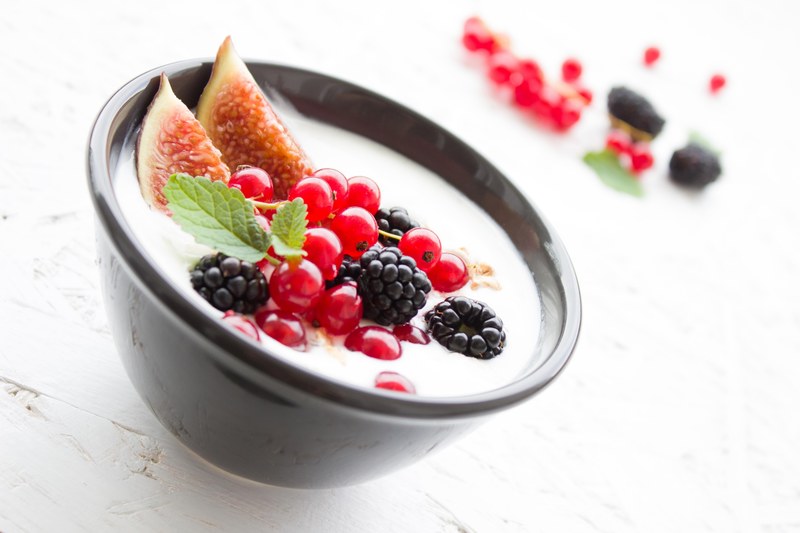 yogurt berries fig fruits breakfast healthy fruit 4k