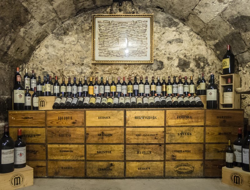 wine winery burgundy rioja cava bottles cave 4k