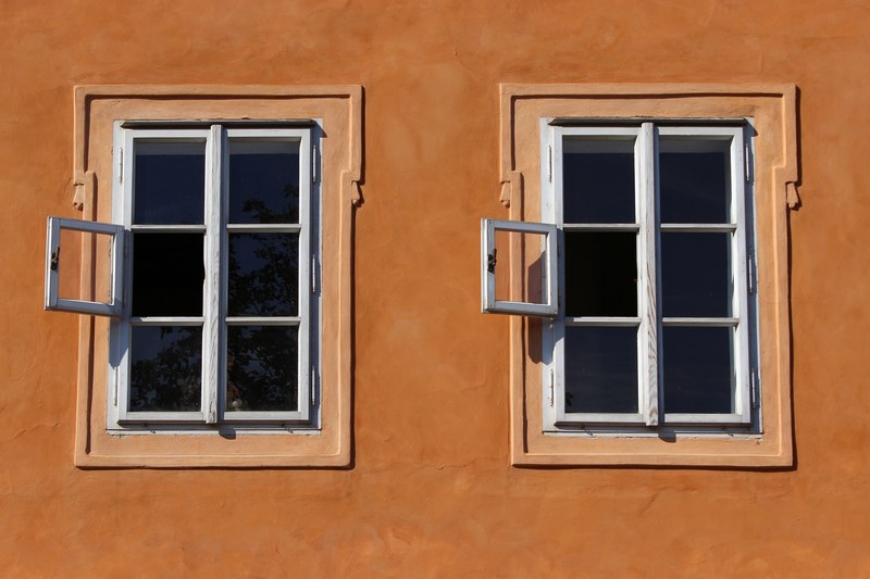 window prague twins 4k