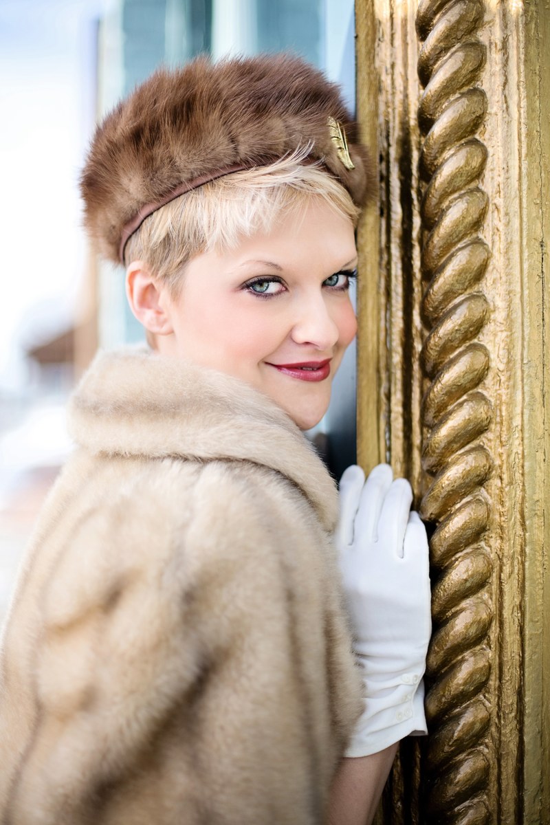 vintage winter fur blonde pretty young woman retro 4k