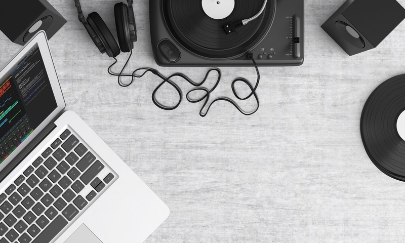 turntable top view audio equipment music record 4k