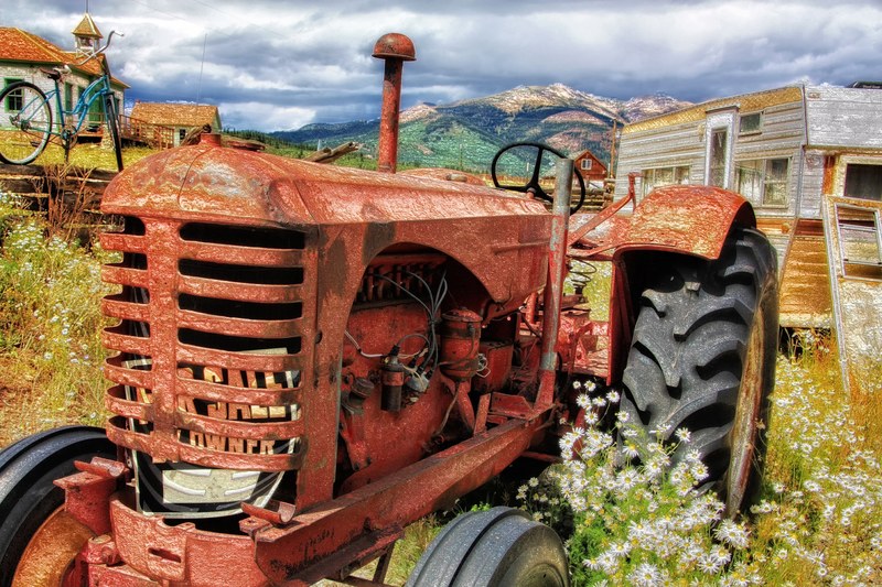tractor old antique abandoned agriculture machine 4k